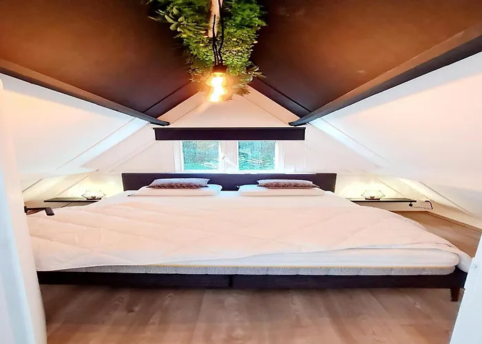 Chalet Tranquil Countryside In Durbuy Durbuy